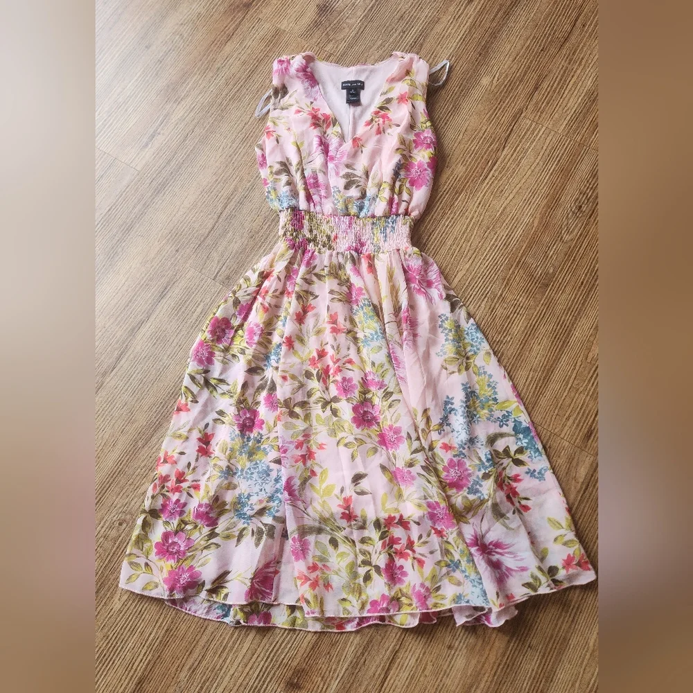 Size 4 Kate And Lily Dresses Pink Floral Smocked Waist Midi Dress - Picture 1 of 10